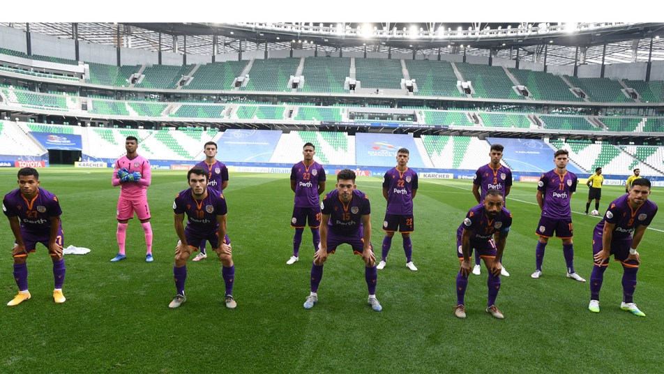 ACL - Glory v Shanghai Shenhua - team photo