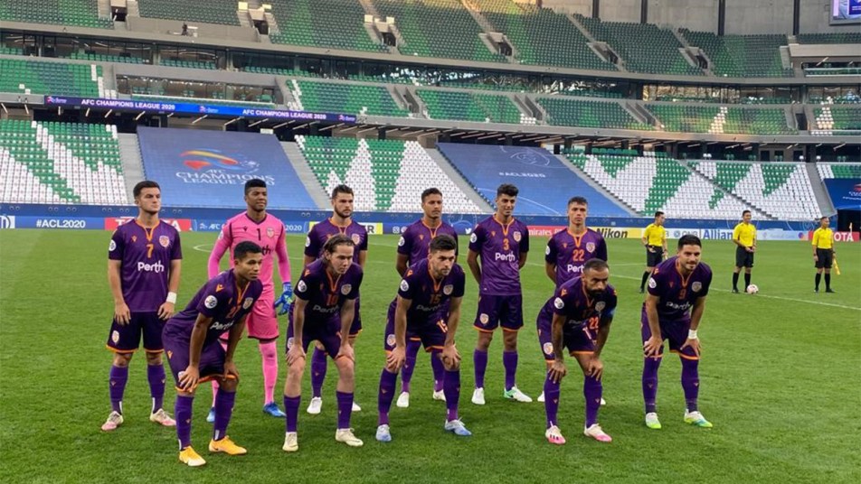 Glory v Ulsan Hyundai - team group