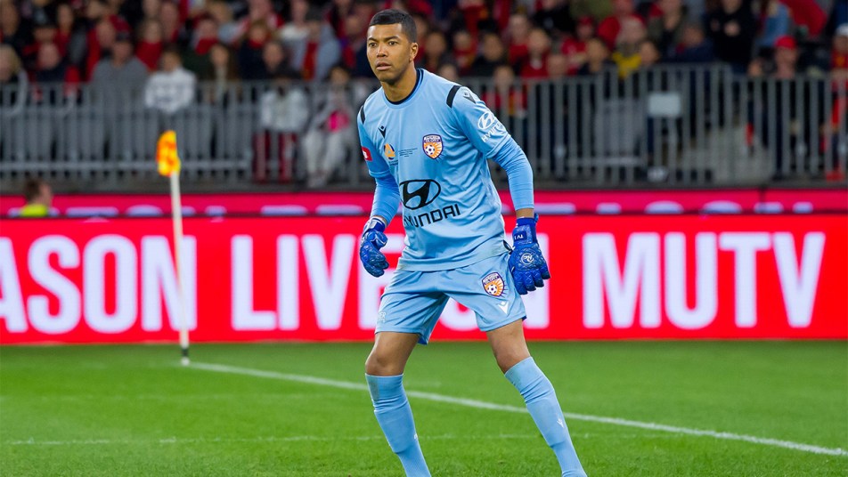 United v Glory - Tando Velaphi