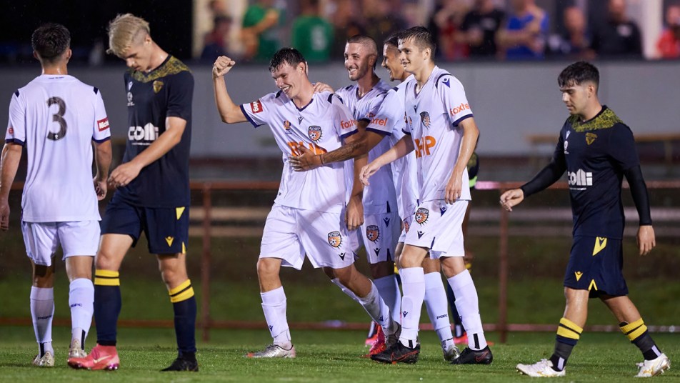 NPL Night Series 2021 - Inglewood Utd v Glory - Fotoenzo - players celebrate