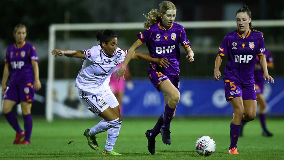 WWL - Glory v Victory - Hana Lowry