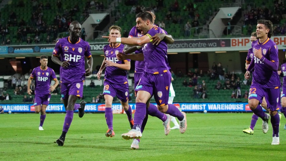 Glory v Western United - Bruno Fornaroli celebrates