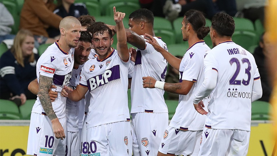 Victory v Glory 2021 - group celebrate goal