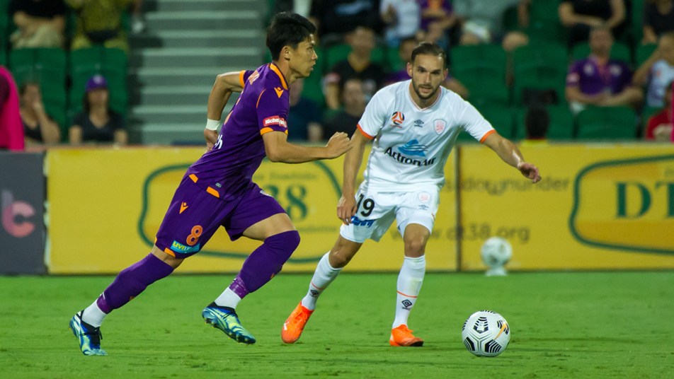 Glory v Brisbane Roar - VIP - Kosuke Ota on the ball