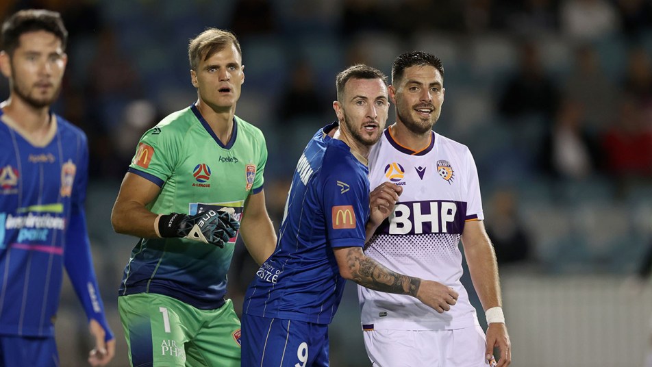 Jets v Glory 2021 - Bruno Fornaroli and Roy O'Donovan